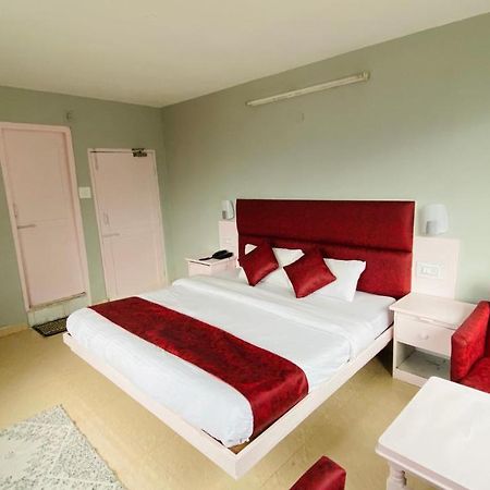 Hotel Meadows View, Near Mall Road Manali Manali (Himachal Pradesh) Exterior photo